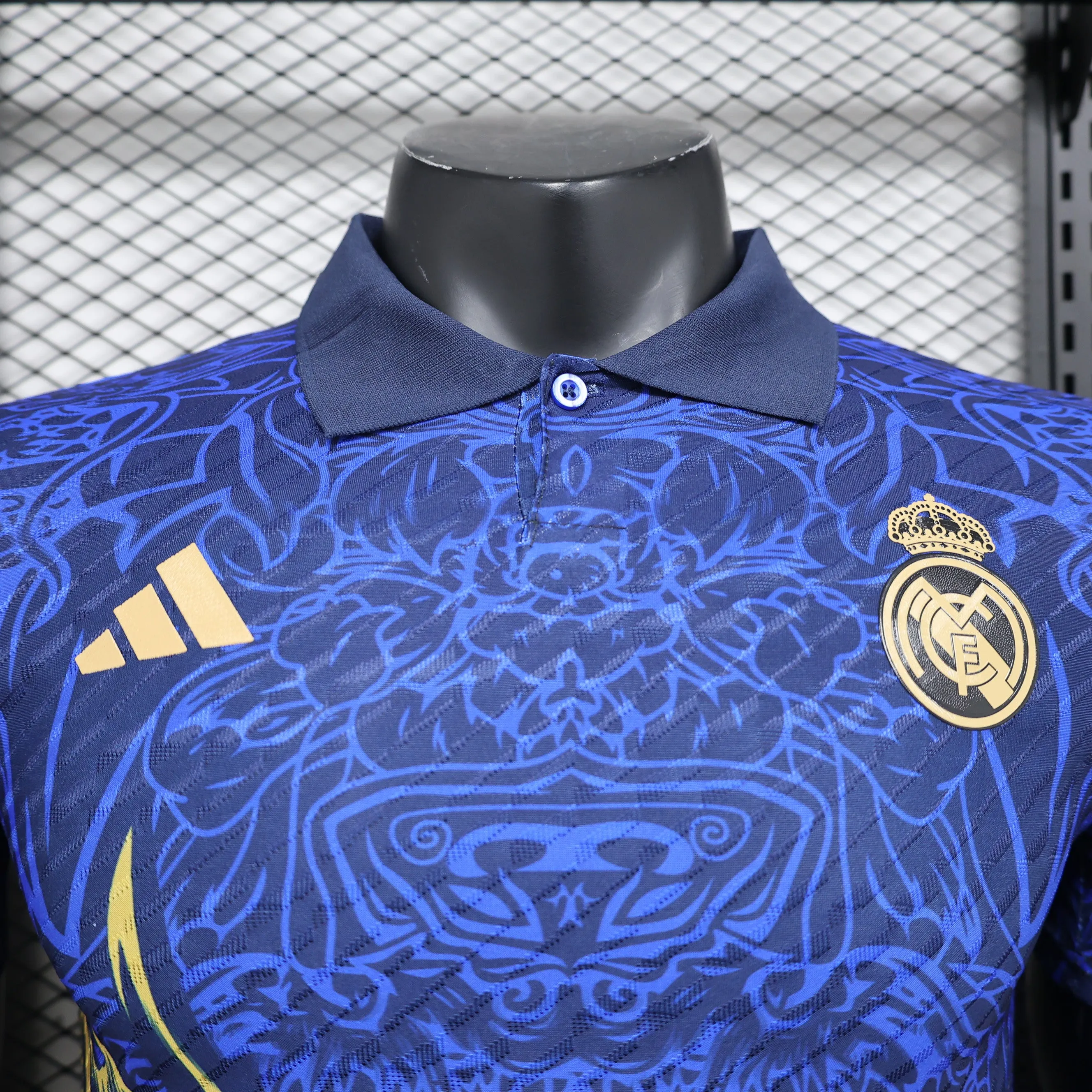 24/25 Players Real Madrid Special Edition S-XXL18