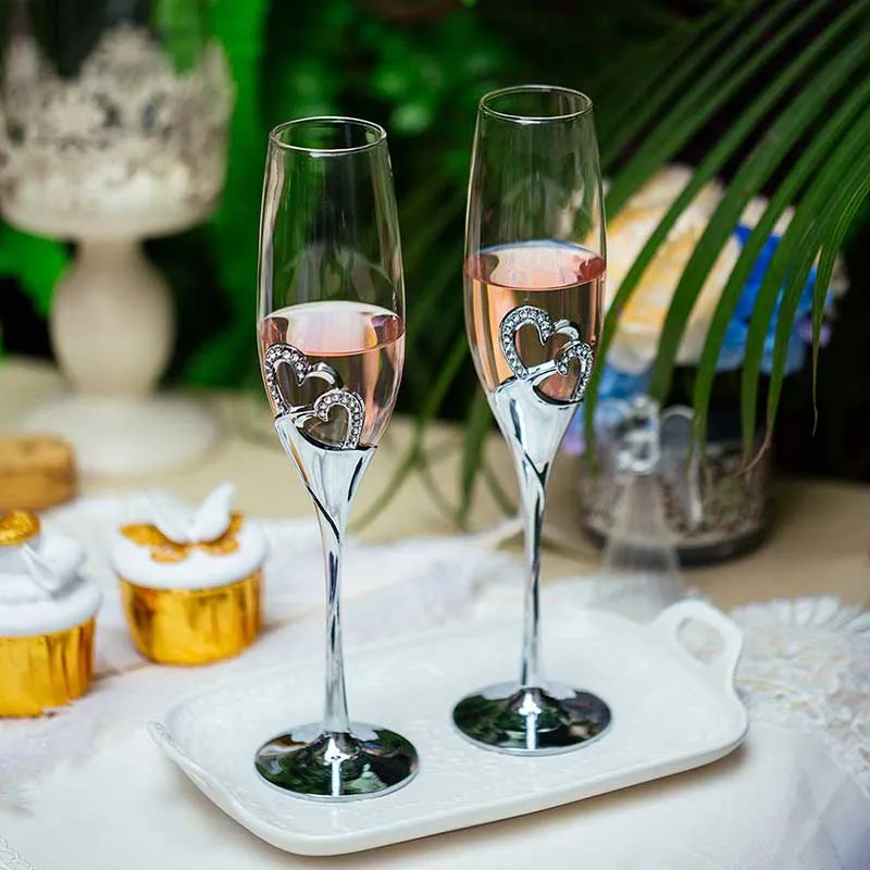 2Pcs Heart Shape Wine Glass Wedding Champagne Glass Wedding Goblet