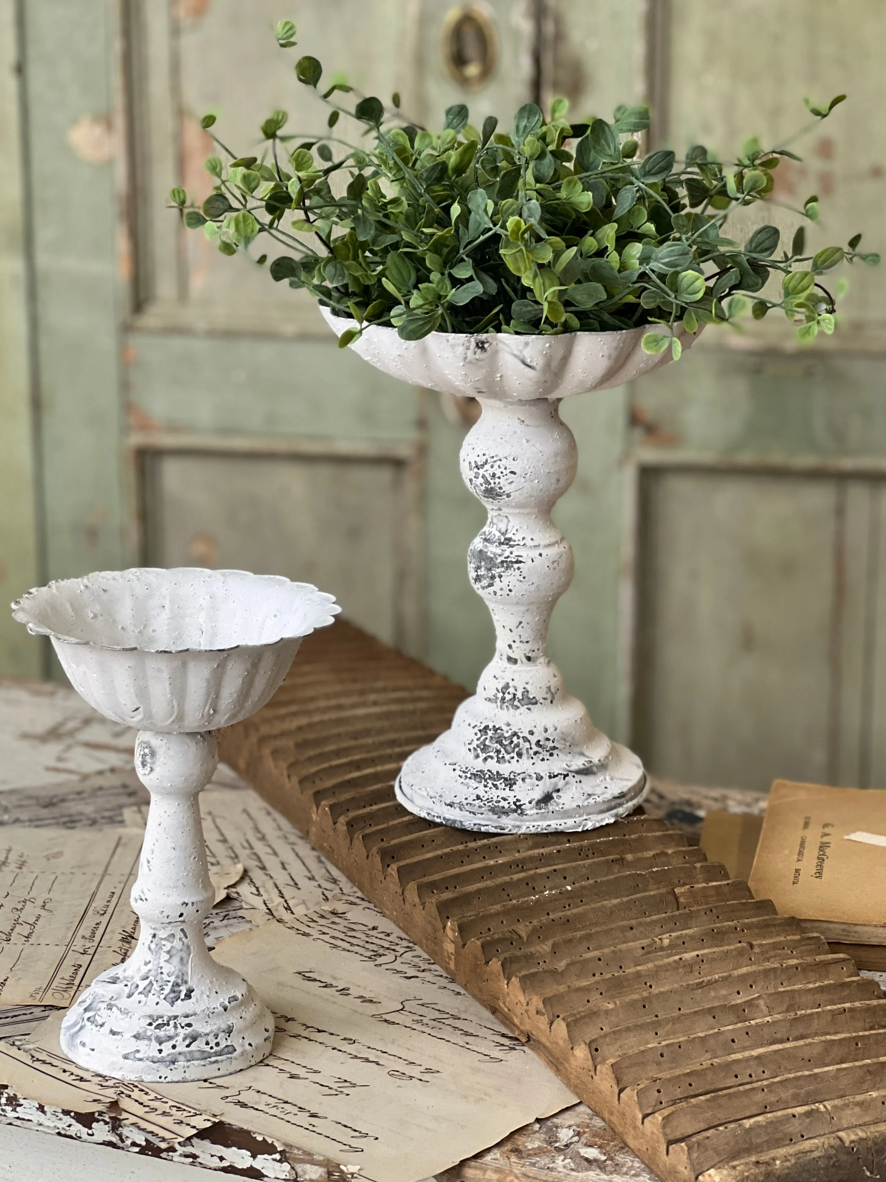 Antheil Pedestal | Cream | 6.5" **