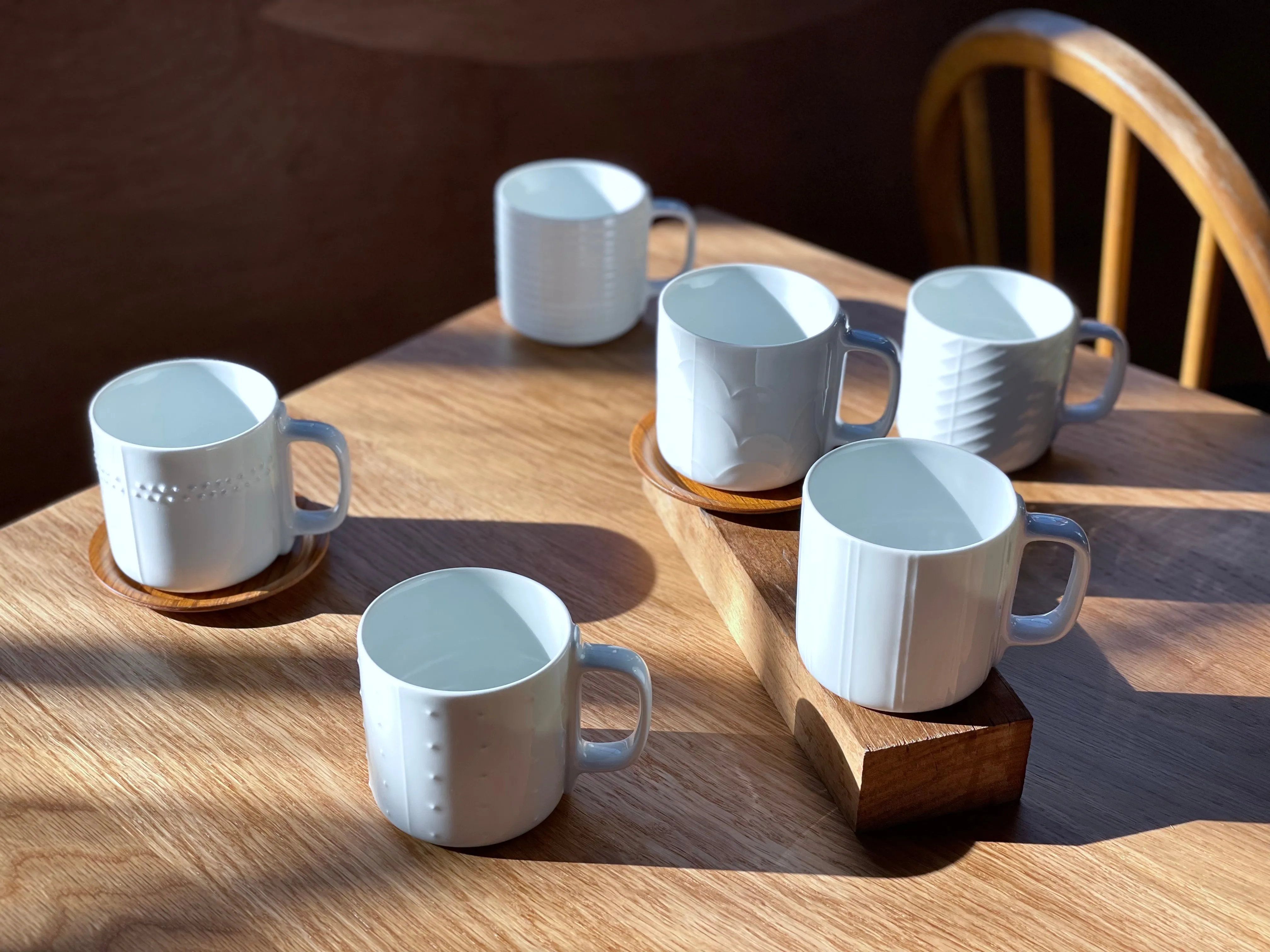 Hakusan Relief Mug A - Vertical Lines