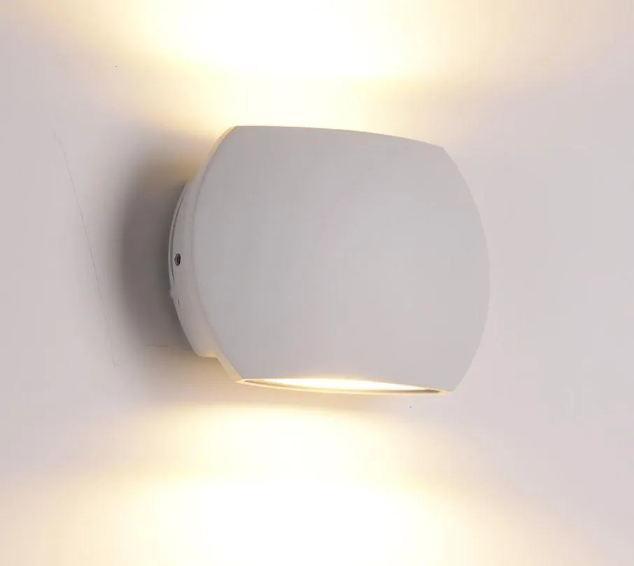 LED IP54 Smile Shape Outdoor Wall Light