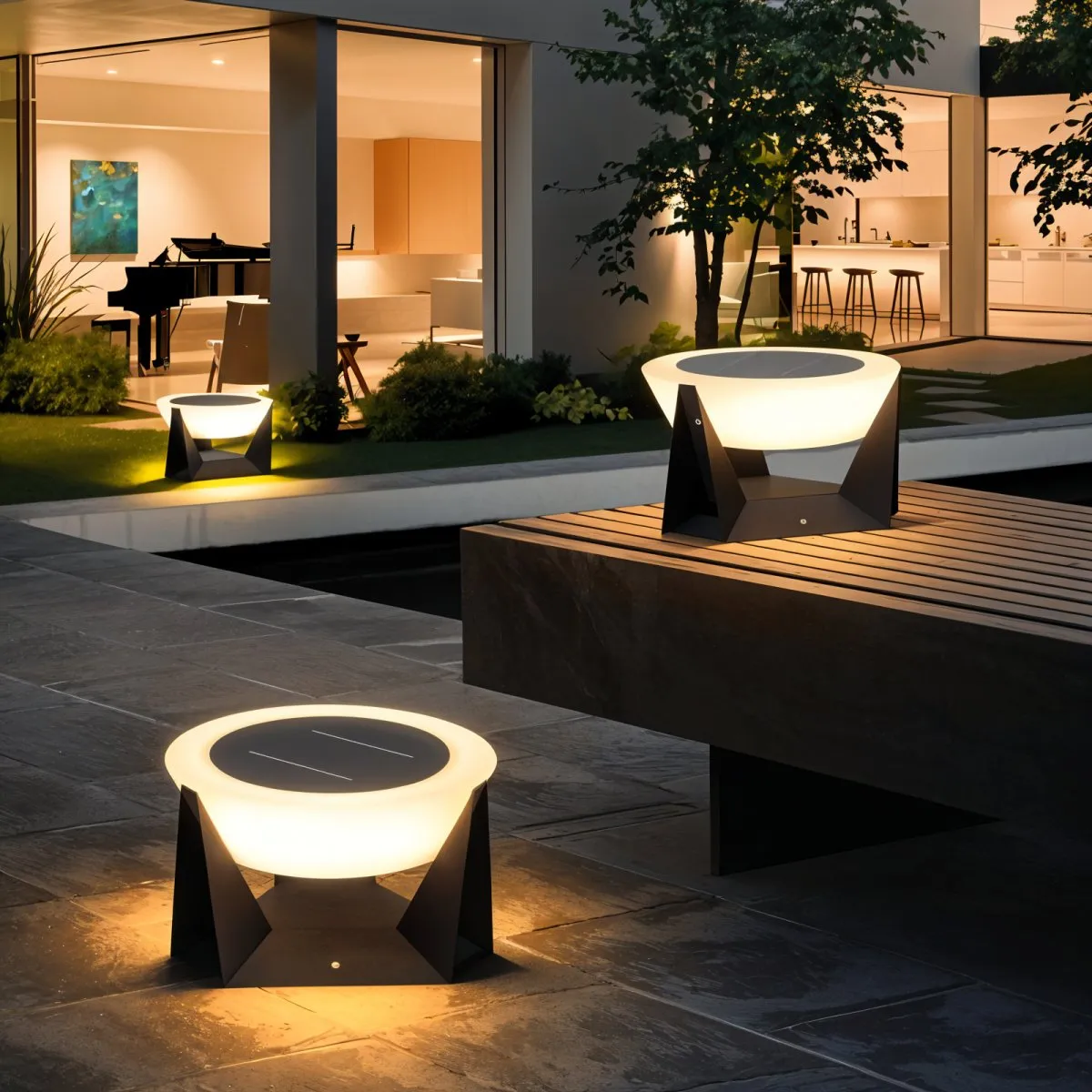 Lito Outdoor Garden Lamp