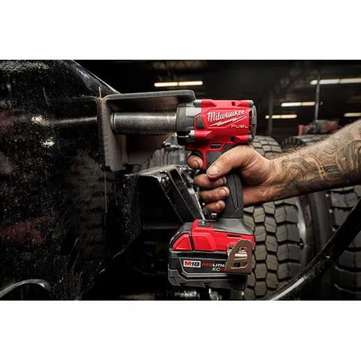 Milwaukee 2855-22R M18 FUEL™ 1/2" Compact Impact Wrench w/ Friction Ring Kit